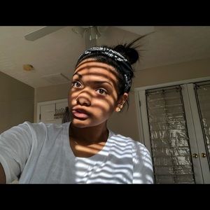 Meet your Posher, Lailana